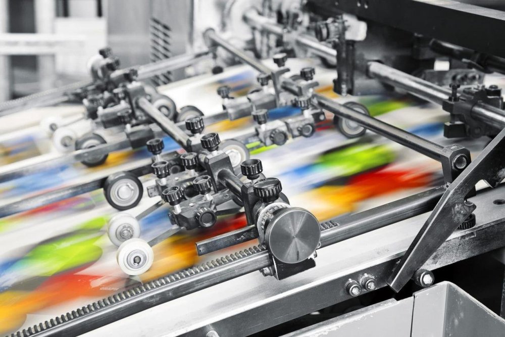Правильное обслуживание УФ-принтеров для успеха в печатном бизнесе